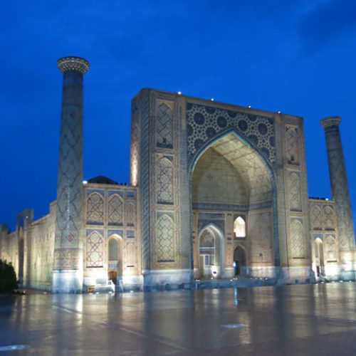 Conferencia «Uzbekistán, el corazón de Asia Central»